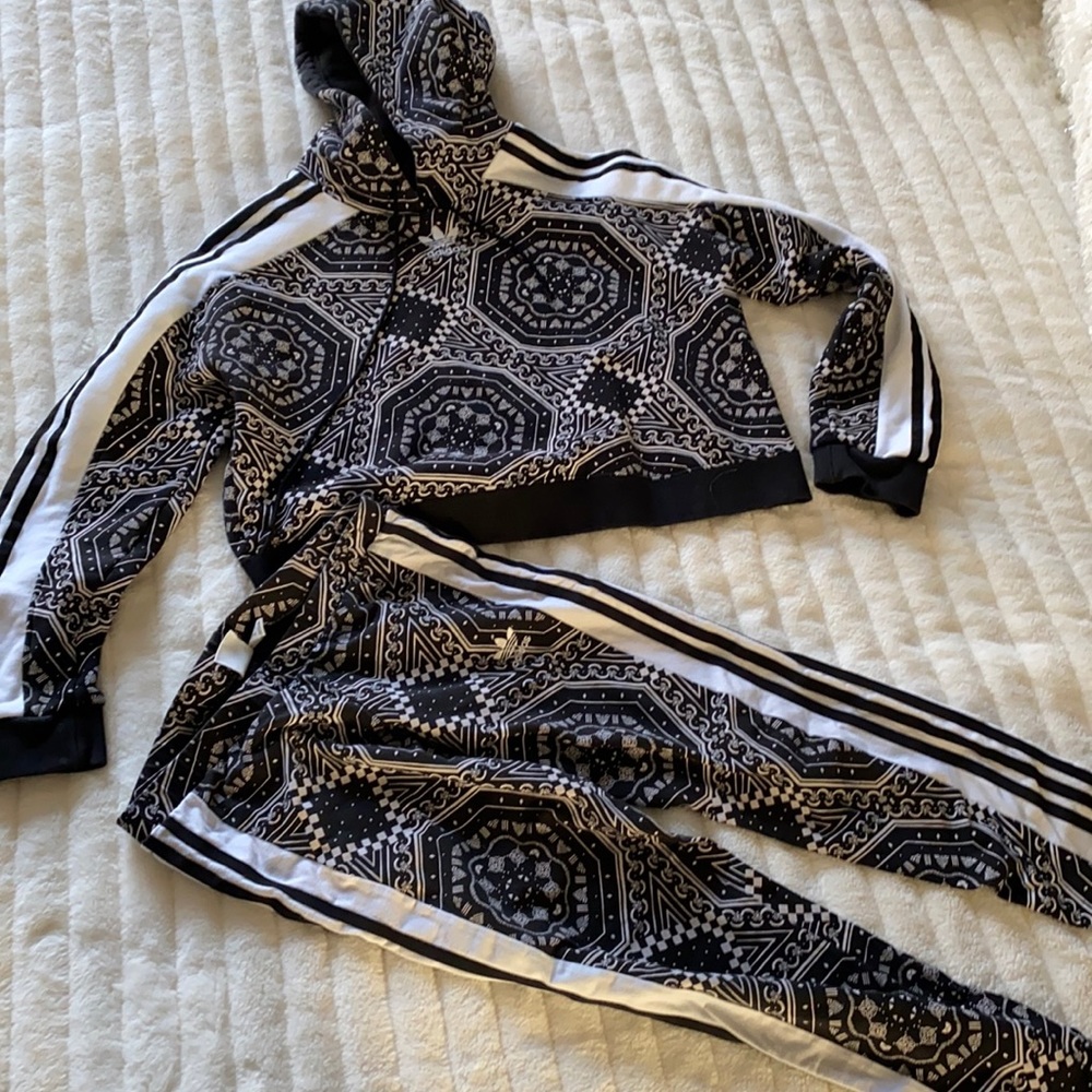Adidas hoodie legging set